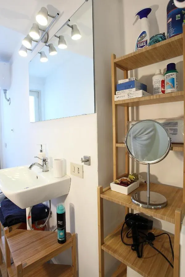 Alfredo Apartment A Casa Di Alfredo パレルモ