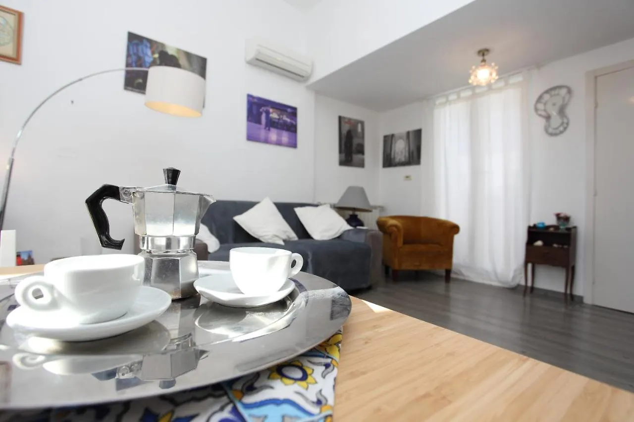 別荘 Alfredo Apartment A Casa Di Alfredo パレルモ