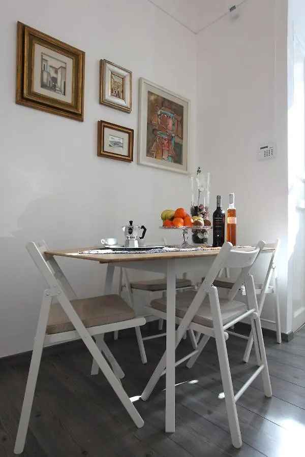 別荘 Alfredo Apartment A Casa Di Alfredo パレルモ イタリア